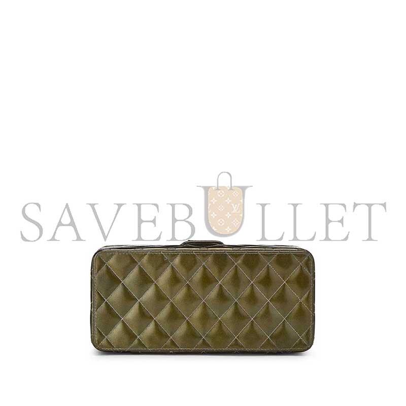 CHANEL GREEN QUILTED LEATHER VANITY A2226 (22*10*8.5cm)